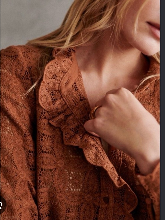 Sezane Tops - Sézane Chlo blouse chocolate BNWT 🍂🍁🍂🍁